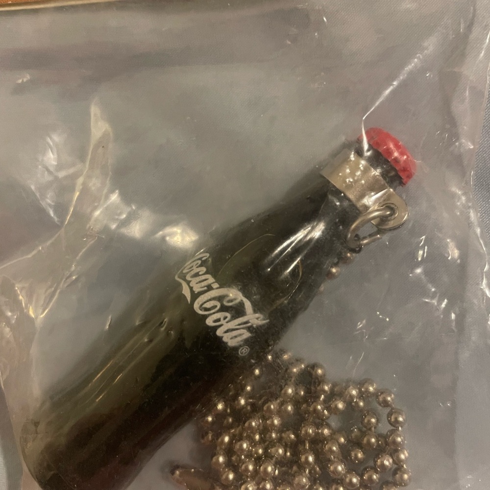 NWT Coca-Cola Fan Pull / Light Pull - Picture 2 of 6
